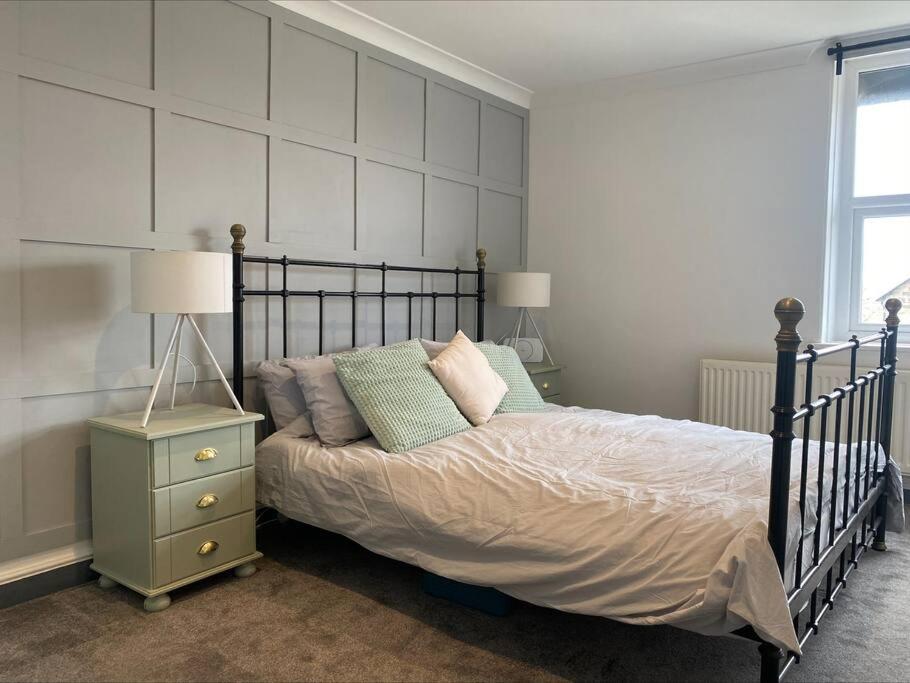 Dragon Parade Apartment Harrogate Ngoại thất bức ảnh